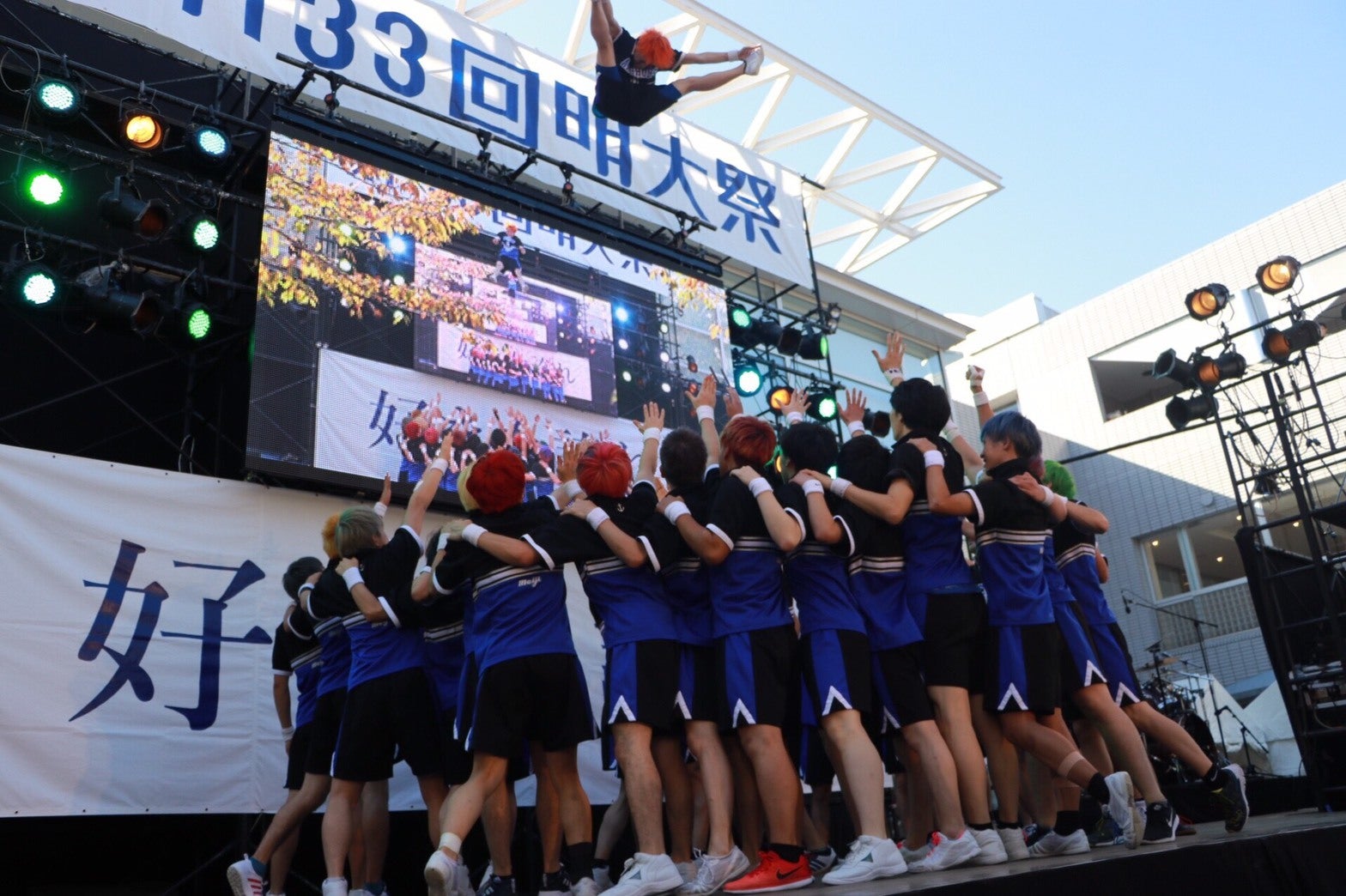 明治大男子チア_ANCHORS.jpg